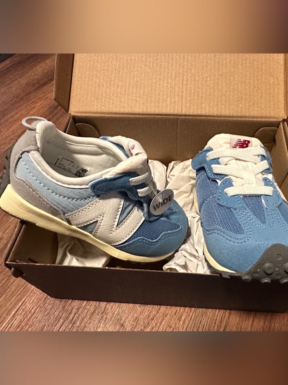 New Balance Kids Blue and Cream Retro Runner Sneakers